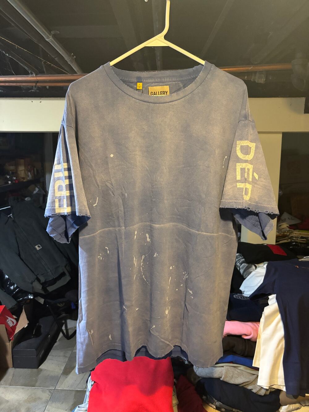 blue faded/distressed gallery dept. french logo t-shirt